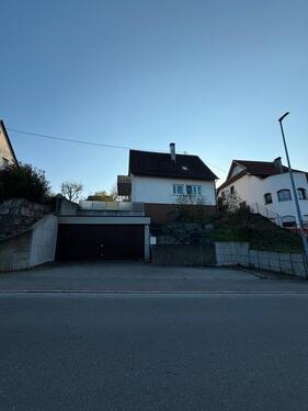 Foto - Freistehendes Einfamilienhaus mit großem Garten zur Miete!