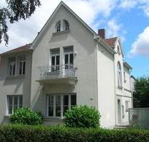 Sanierte Altbauwohnung mit Dachterrasse und Küche in Rheine