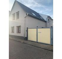 Schönes -Einfamilienhaus, einziehen und wohlfühlen - Altrip