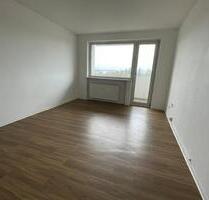 Sanierte 2-Zimmerwohnung mit Balkon - Offenbach am Main Buchrain Sanierte 2-Zimmerwohnung mit Balkon - Offenbach am Main Buchrain