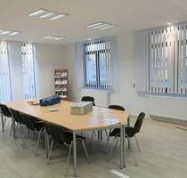 Gewerbefläche 294m2 mit Büro, Lager&Hof ideal für E1 Commerce, - Laatzen