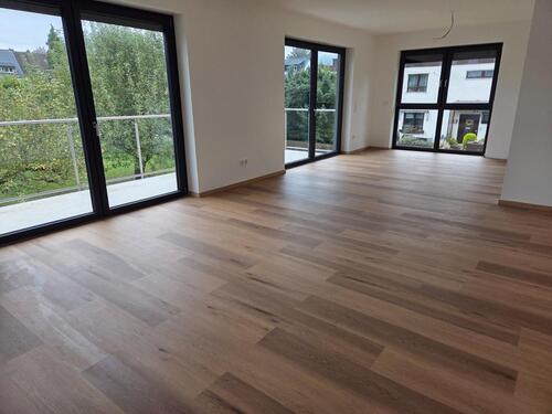 Foto - Neubau-Erstbezug: Hochwertige Maisonette-Wohnung mit Balkon