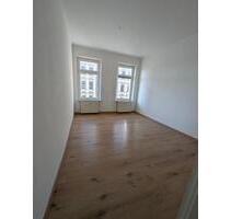 +++GROßE 3-R. WHG. +TAGESLICHTBAD m. WANNE+++GROßZÜGIGE RÄUME + BALKON+++ - Leipzig Südost