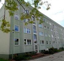 Perfekt für kleine Familien- Dreiraumwohnung mit Balkon in familiärer Wohnanlage - Eisleben (Lutherstadt)