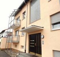 Gepflegte 3 Zimmer Dachgeschosswohnung in Weiterstadt Riedbahn