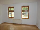 Foto - Ab Mitte Juli 2026: Gemütliche Singlewohnung im Erdgeschoss * Laminatboden * Badewanne * Garten