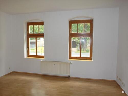 Foto - Ab Mitte Juli 2026: Gemütliche Singlewohnung im Erdgeschoss * Laminatboden * Badewanne * Garten
