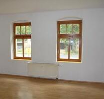 Ab Mitte Juli 2026: Gemütliche Singlewohnung im Erdgeschoss * Laminatboden * Badewanne * Garten - Pirna