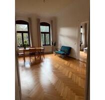Großzügige 2-Zimmerwohnung mit Parkett und Balkon - Dresden Cotta