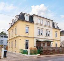 Frisch renovierte Altbauwohnung mit 43 m² Terrasse, Tageslichtbad, offene Küche, Stellplatz, etc. - Dresden Leuben Frisch renovierte Altbauwohnung mit 43 m² Terrasse, Tageslichtbad, offene Küche, Stellplatz, etc. - Dresden Leuben