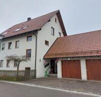 2-Zimmer-Wohnung (1. OG) in Graben mit Balkon und Garage - Untermeitingen