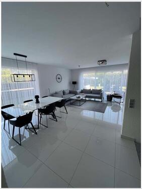 Foto - Großzügige 6-Zimmer Doppelhaushälfte in Heilbronn Ost