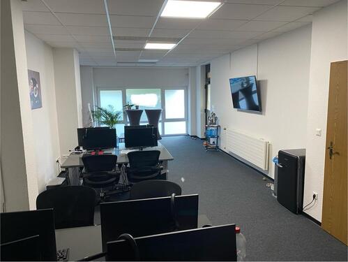Foto - LadenlokalBüro in belebter Lage *Provisionsfrei*