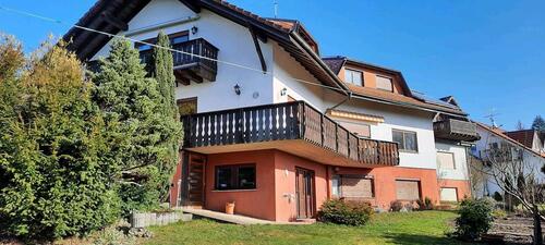Foto - Mehrfamilienhaus mit Doppelgarage