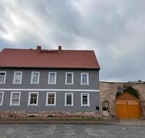 4-5 Raum Wohnung in Barnstädt - 1.050,00&nbsp;EUR Kaltmiete, ca.&nbsp; 142,00&nbsp;m&sup2; in Querfurt (PLZ: 06268)