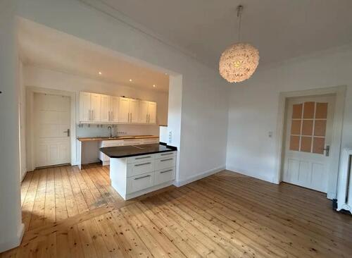 Foto - Stilvoll wohnen mit Garten - großzügige 5 Zimmer Wohnung