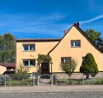Einfamilienhaus+AnliegerwohnungZweigenerationenhaus zum Verkauf - Körner