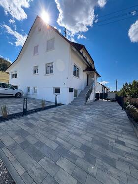 Foto - Provisionsfrei: Großzügiges Einfamilienhaus mit Einliegerwohnung