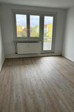 Foto - Frisch saniert mit Balkon!!! - 378,00 EUR Kaltmiete,