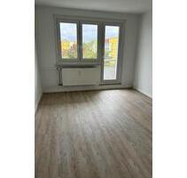 Frisch saniert mit Balkon!!! - 378,00 EUR Kaltmiete, in Halle (Saale) (PLZ: 06132) Silberhöhe