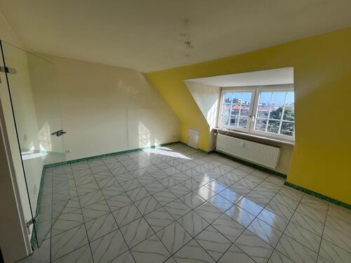 Foto - 2 Zimmer Dachgeschoßwohnung zur Miete in Düsseldorf