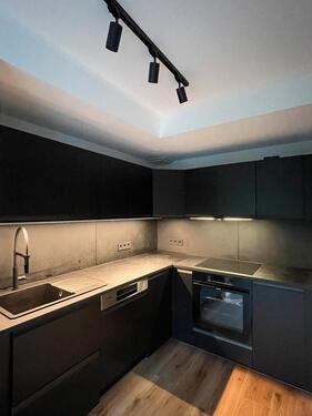 Foto - Erstbezug nach Sanierung teilmöblierte 2 Zimmer Wohnung City!