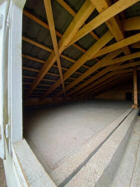 Foto - Stauraum über Garage zu vermieten – ideal für Möbel, Kartons & Co