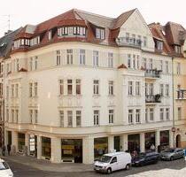 Die Hausmannstürme als Nachbar... Stilvolle 3 Zimmerwohnung am Hallmarkt! - Halle (Saale)