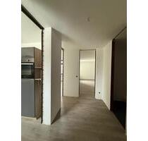 2 Zimmer Wohnung mit Balkon und EBK in Selb