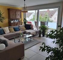 Moderne helle Vierzimmerwohnung in ruhiger Wohngegend - Überlingen