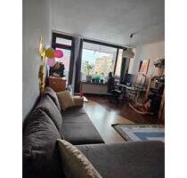 Ab sofort frei - 70m2 und 2 Zimmer in der Elsa-Brändström-Straße - Nürnberg Eberhardshof
