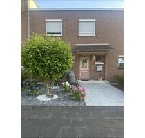 Reihenmittelhaus - 450.000,00 EUR Kaufpreis, in Köln (PLZ: 51109) Kalk