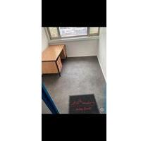 Büro, Office mit Stellplätzen, Parkplatz - Köln Kalk