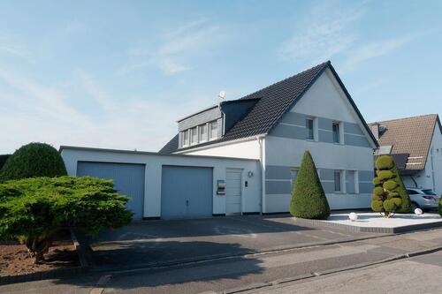 Foto - 7 Zimmer Einfamilienhaus in Mönchengladbach