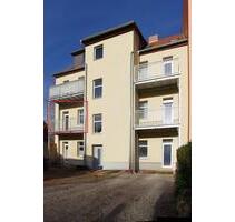 Renovierte 2-Raum-Wohnung mit Balkon in Weißenfels