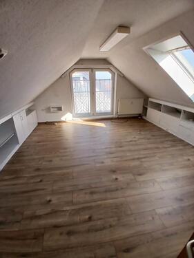 Foto - 2.5 Zimmer Dachgeschoßwohnung zur Miete in Elchingen