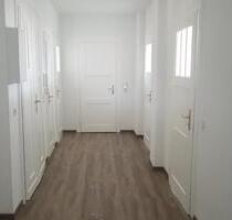 4 Zi. Wohnung -Freital Deuben - 720,00&nbsp;EUR Kaltmiete, ca.&nbsp; 100,00&nbsp;m&sup2; in Freital (PLZ: 01705)