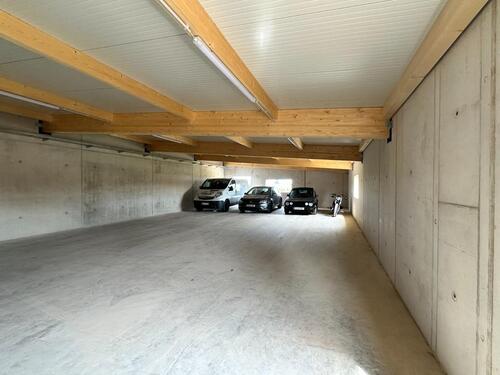 Foto - Lagerfläche, Halle, Garage zu vermieten 180m²