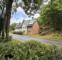 Großes Zweifamilienhaus in Stockum nur 89.500 € - Sundern (Sauerland)