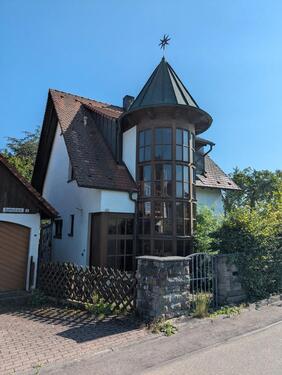 Foto - Haus mit Gestaltungspotenzial: Einfamilienhaus in Jettingen