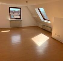 Helle 2 Zimmerdachgeschoss Nichtraucherwohnung in 21279 Hollenste - Hollenstedt