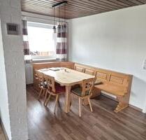 OG Wohnung - Rotthalmünster - 850,00 EUR Kaltmiete, ca.  120,00 m² in Ruhstorf an der Rott (PLZ: 94099)