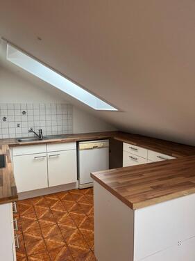 Foto - Helle 3-Zimmer Wohnung mit Balkon und Garage