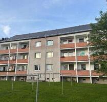 moderne 2-Raum-Wohnung mit Balkon und herrlichem Ausblick in ruhigem Haus - Markneukirchen