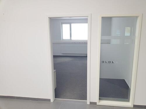 Foto - Büro Büroraum Einzelbüro 30 M2 - 300,00 EUR Kaltmiete, ca.  5,00 m²