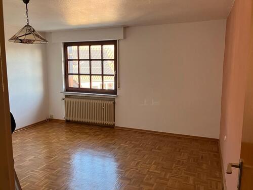 Foto - 4 Zimmer Etagenwohnung zur Miete in Sachsenheim