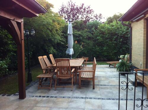 Foto - Großes Haus mit Vollkeller Büro 4 er Carport in ruhiger Lage