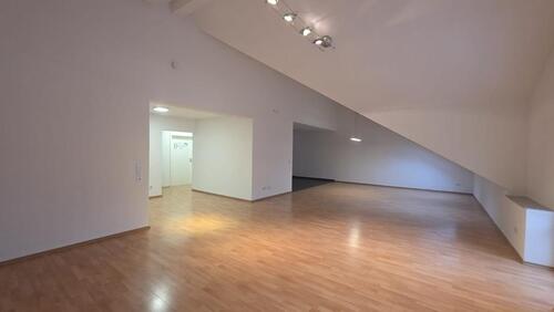 Foto - Große Dachgeschosswohnung Waldrandlage mit Fernblick