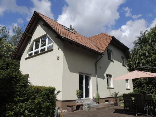 Foto - Biesdorf Süd: Sehr großzügiges verkehrsgünstiges Einfamilienhaus