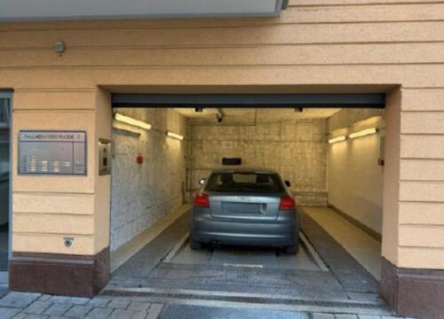 Foto - Sicherer Stellplatz im modernen Paternoster-Parksystem